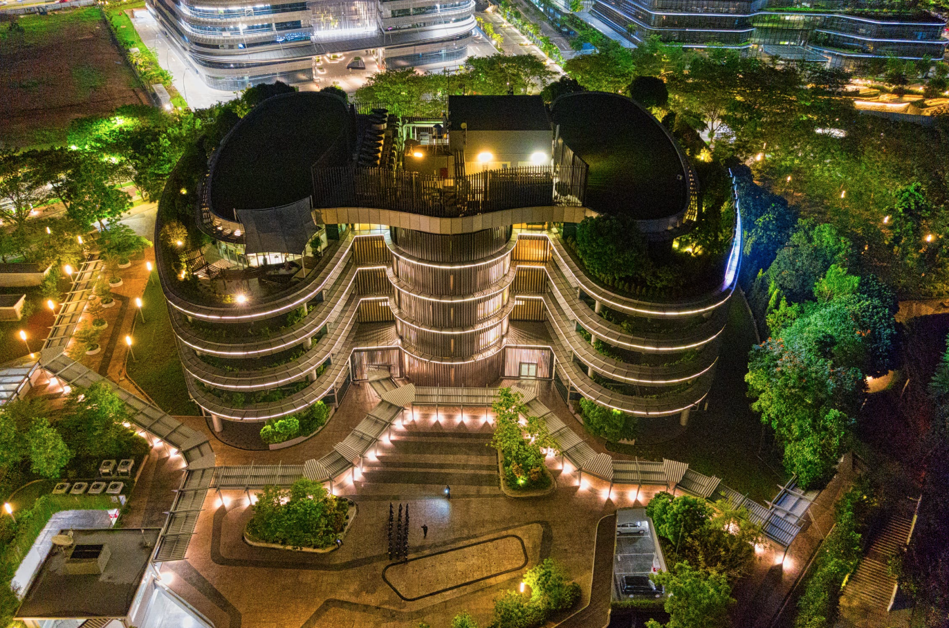 DHT10022 HOTEL GREEN PRACTICES